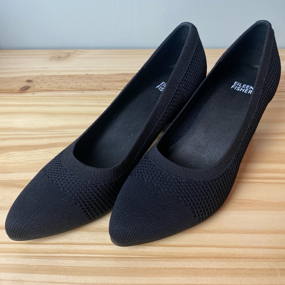 Eileen Fisher black Kiss Stretch Knit Pump heels size 8